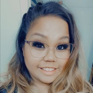 Meet your Posher, Starla